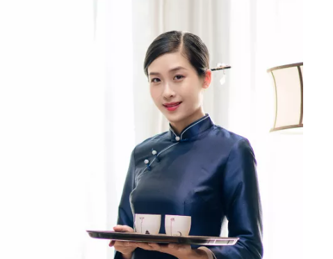 這個(gè)世界，正在悄悄獎(jiǎng)勵(lì)那些敬業(yè)的人